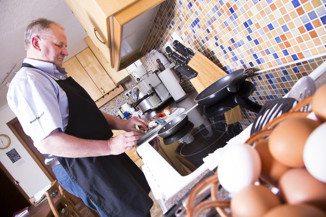 Brookford B&B Dalry  Bagian luar foto
